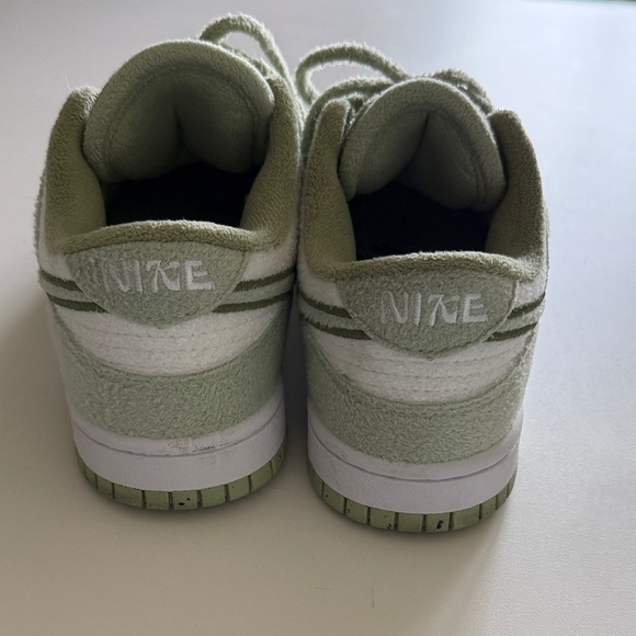Nike Women's Sneakers - Green and White - Picture 4 of 5